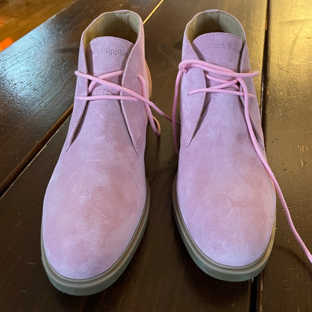 Hush Puppies Bailey Chukka Boot - Peony pink suede